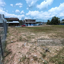 Freehold. Below Market Value. Dekat Surau