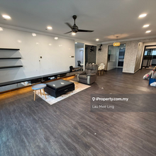 Luxury n exclusive condo near mid valley