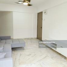 Makmur Apartment @ Bandar Sunway for Sale