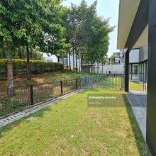3 Storey Semi D Corner Lot for sale at Emerald Residence