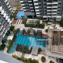 Swimming Pool View,3 Car Park, Below Market