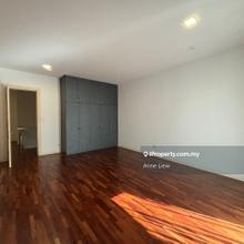 Partial furnished superlink house, very good condition