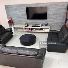 3 storey superlink (Tastefully renovated unit)