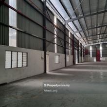 Semi-D Factory for rent