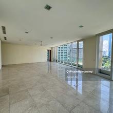 High privacy, KLCC view. Walking distance to KLCC & MRT. 