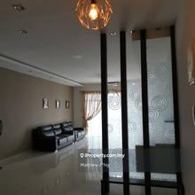 Zan Pavillon - Fully Renovated - 1990' - 2 Car Parks - Worth Buy Unit