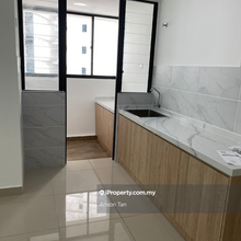 Prime Area Partailly Furnished V 2 Parking Nearby Aeon Mall Restaurant