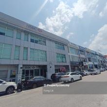 3 Storey Shoplot  Facing main road, same row with Hsbc Bank
