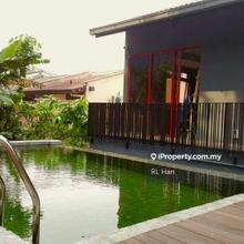 Spacious 3-Storey Terrace with Lift & Pool Jalan Limau Purut, Bangsar