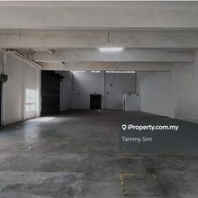 3 Storey Factory For Rent