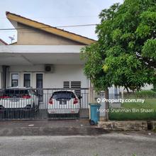 Family or Business Homestay Kuantan by Man Homestay