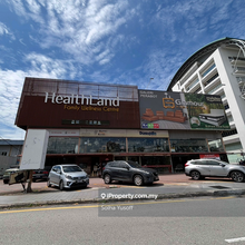 Bandar Utama retails space above ground floor