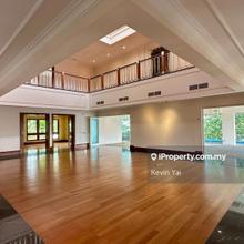 C H E A P. Superb renovation and fitout, 