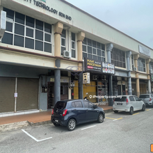 Indera Mahkota 16 Endlot Shop Facing Main Road