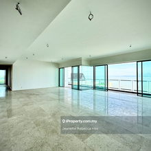Beachfront Luxury Condo for Sale, Full Seaview and direct beach access
