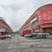 Bandar Sungai Long, Corner Lot Shoplot For Rent