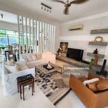 Private corner bungalow 