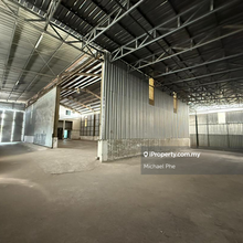 Muara tabuan warehouse for rent