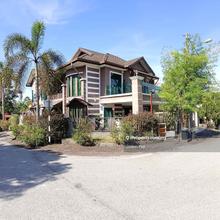 Corner 2 Storey Terrace House Taman Pinggiran Putra Seri Kembangan