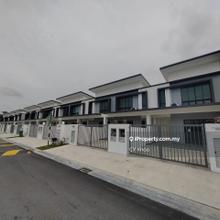Adda Height brand new 2-storey for rent Rm 2800 semi furnish 24 gated 