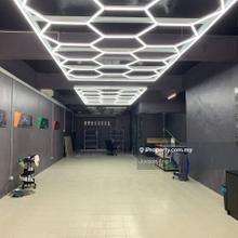 Puchong Puteri Shop , G Floor , Facing Road , Puteri 4