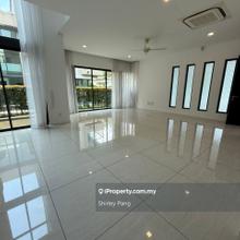 Bayou Creek @ Leisure Farm Double Storey Semi-D House For Sale
