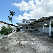 Double Storey Semi D For Rent in Miri