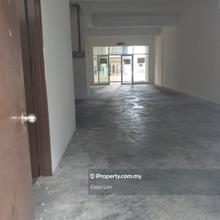 Shop-office for Rent