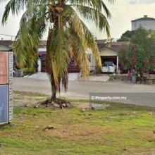 1 Storey Terrace House - 4 min to Econsave Gemas