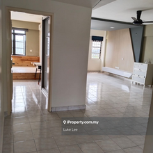 Furnished condo for sell high floor at usj 17 walkable to lrt usj 21