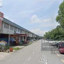 Tiptop condition Pandamaran Selat Selatan 1.5sty factory freehold sale