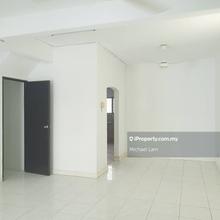 Terrace house for Sale
