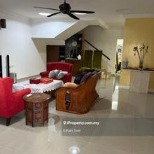 Fully Furnished, Full Renovated, Walk Distance to Shoplots, Wel Kept
