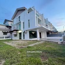 3 Sty Superlink Kinrara Residence Corner unit