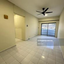 Sri Kenari  Low Floor 3-Bedrooms Unit For Sale 