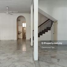 Flat Living Area No-Split Level 