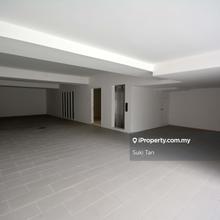 Grove Semi-D house with lift for Sale