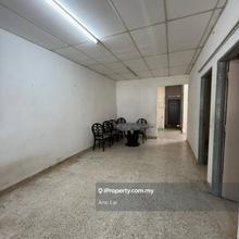 Freehold -International Lot -Original Unit -High roof -Facing west