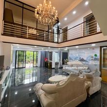 Newly Renovated Fully Furnished Big Corner House With Private Garden