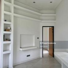 3 storey Bungalow @ Subang Heights