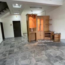 Partly Furnished 2 Storey Terrace Bandar Laguna Merbok For Rent