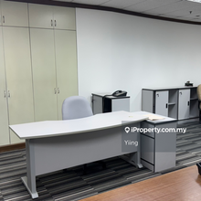 Fitted office. Ready for business.
