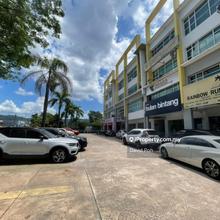 Ukay Boulevard Shop Lot Facing MRR2 For Rent