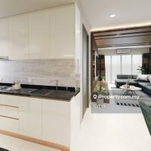 3 Rooms Ready Move In, Free furnished, 0% Dp, Beside Mall & Shoplot