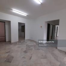 Akasia partly furnished unit for rent