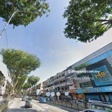 Excluse 4storey shop for sale , limited rare corner lot