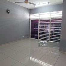 Shineville Villa 3 Storey Terrace 3000 Sqft Basic Reno Rare In market 