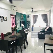 Well maintained Palm Garden partially furnished apartment for rental