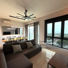 Raffel Tower Condominium For Rent !!