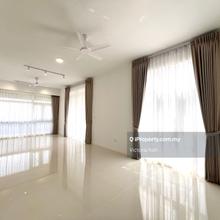 Brand New High Floor Palace View For Rent
